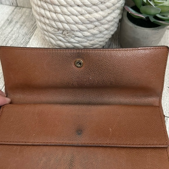 Louis Vuitton Monogram Authentic - Picture 4 of 16